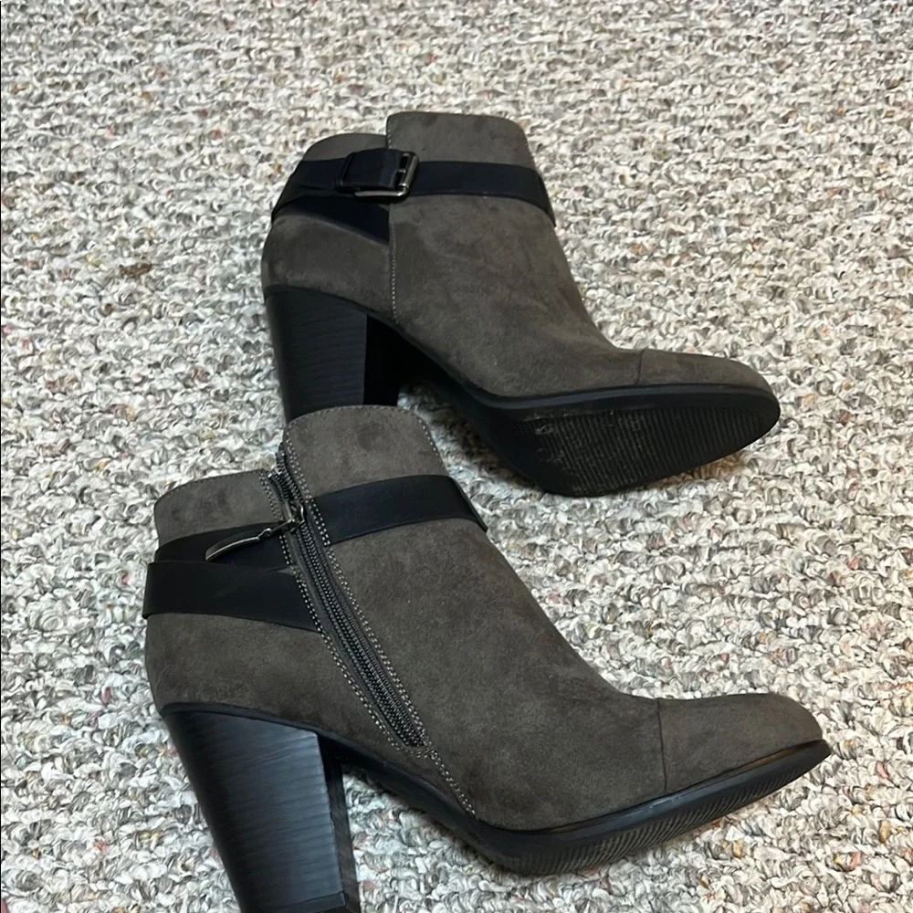 Limelight Jena Women's Side Zipper Ankle Boots-9.5